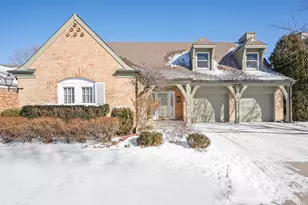 116 Rivershire Ln, Lincolnshire, IL 60069 - Photo 1