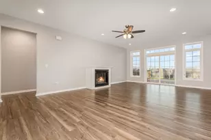 2114 Kingtree Dr, Morris, IL 60450 - Photo 9