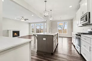 2114 Kingtree Dr, Morris, IL 60450 - Photo 5