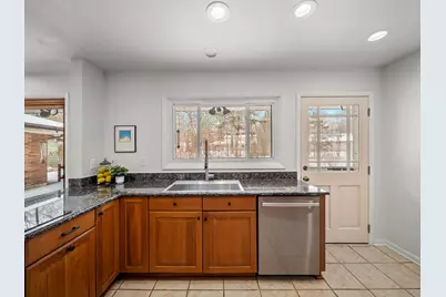 16 Yorkshire Drive, Lincolnshire, IL 60069 - Photo 23