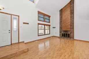 9301 Waterford Ln, Orland Park, IL 60462 - Photo 5