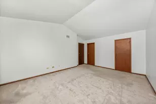 9301 Waterford Ln, Orland Park, IL 60462 - Photo 19