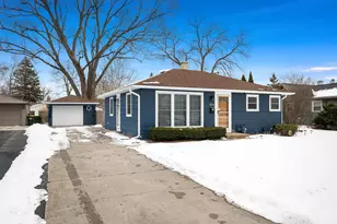 3710 Meadow Dr, Rolling Meadows, IL 60008 - Photo 1