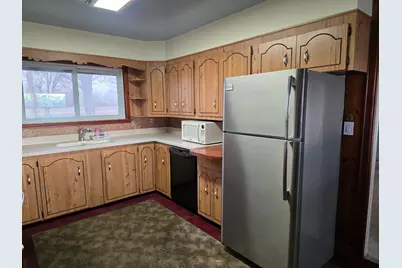 705 W Commercial Street, Lyndon, IL 61261 - Photo 5