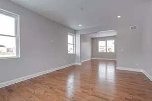 2414 Phillip Dr, Zion, IL 60099 - Photo 5