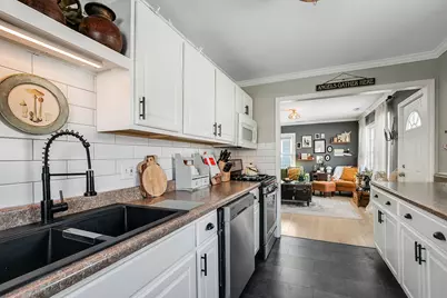 18229 W Big Oaks Road, Grayslake, IL 60030 - Photo 7