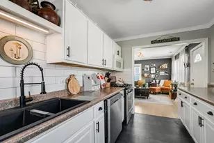 18229 W Big Oaks Rd, Grayslake, IL 60030 - Photo 7