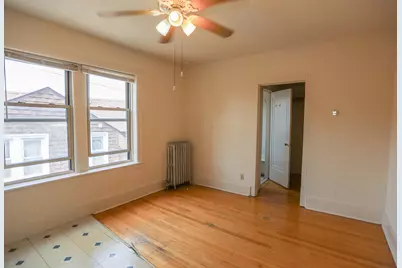 1100 W Roscoe Street #35, Chicago, IL 60657 - Photo 3