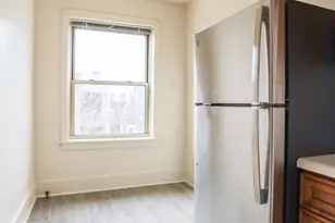 1100 W Roscoe St, Chicago, IL 60657 - Photo 3