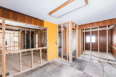 205 Pinecroft Drive, Roselle, IL 60172 - Photo 17