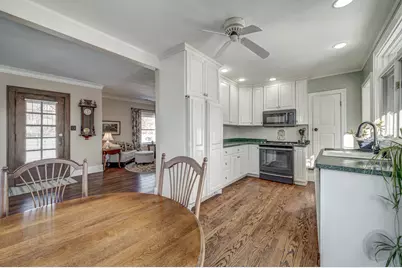 731 Western Avenue, Glen Ellyn, IL 60137 - Photo 11