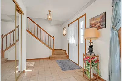 121 S Raddant Road, Batavia, IL 60510 - Photo 3