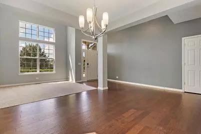 643 Seneca Street, Volo, IL 60073 - Photo 5