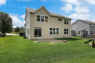 643 Seneca St, Volo, IL 60073 - Photo 33