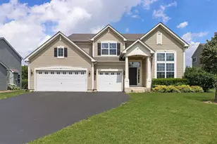 643 Seneca St, Volo, IL 60073 - Photo 1