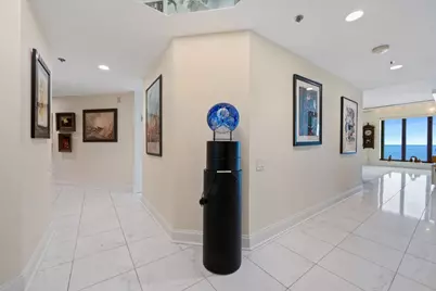 950 N Michigan Avenue #4303, Chicago, IL 60611 - Photo 3