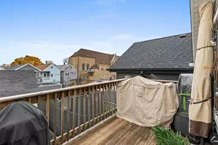 2518 N Campbell Ave, Chicago, IL 60647 - Photo 9