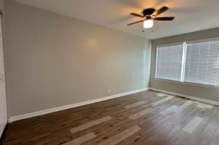 1907 N 19th Ave, Melrose Park, IL 60160 - Photo 13