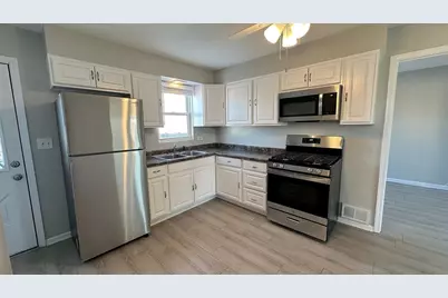 1907 N 19th Avenue #1907, Melrose Park, IL 60160 - Photo 9