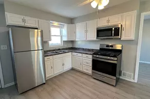 1907 N 19th Ave, Melrose Park, IL 60160 - Photo 9