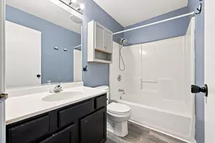 816 Katherine Ln, Hampshire, IL 60140 - Photo 17