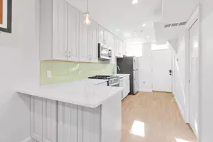 3033 W Diversey Ave, Chicago, IL 60647 - Photo 9