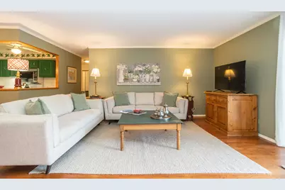 221 N Kenilworth Avenue #109, Oak Park, IL 60302 - Photo 7