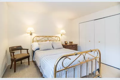 221 N Kenilworth Avenue #109, Oak Park, IL 60302 - Photo 15