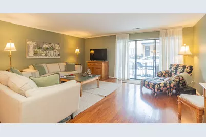 221 N Kenilworth Avenue #109, Oak Park, IL 60302 - Photo 5