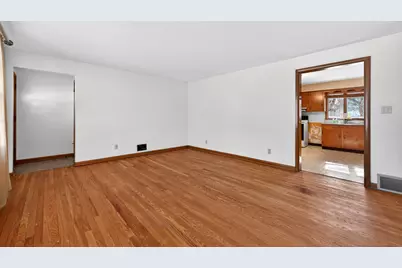 1704 Wedel Avenue, Rockford, IL 61103 - Photo 5