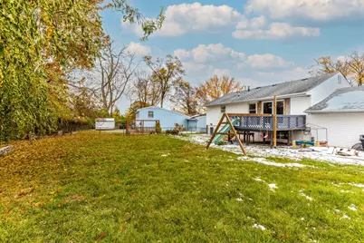 1096 Beechwood Road, Buffalo Grove, IL 60089 - Photo 25