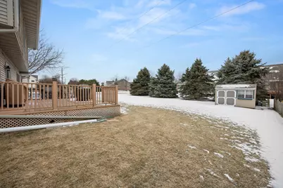 1122 Yorkshire Drive S, Sycamore, IL 60178 - Photo 7