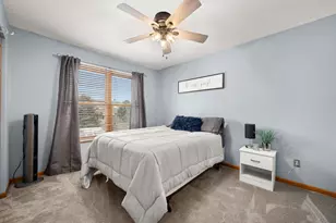 1122 Yorkshire Dr S, Sycamore, IL 60178 - Photo 29