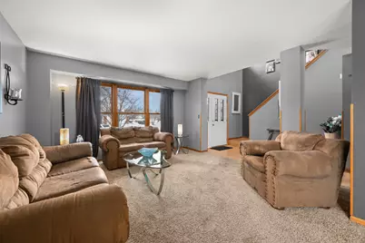 1122 Yorkshire Drive S, Sycamore, IL 60178 - Photo 19