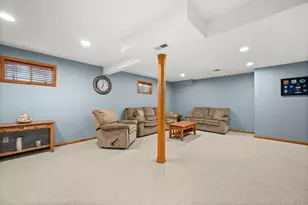 1122 Yorkshire Dr S, Sycamore, IL 60178 - Photo 33