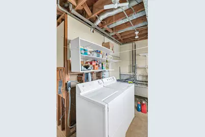 7541 Lyons Street, Morton Grove, IL 60053 - Photo 23