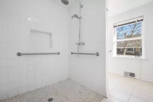 5932 N Keating Ave, Chicago, IL 60646 - Photo 15