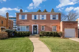 5932 N Keating Ave, Chicago, IL 60646 - Photo 1