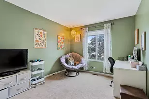 1835 Wisteria Dr, Aurora, IL 60503 - Photo 15