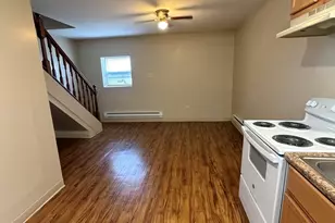 690 W Judson St, Carbon Hill, IL 60416 - Photo 3