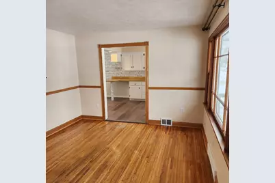 719 Grand Avenue, Loves Park, IL 61111 - Photo 7