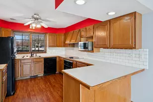 [Address not provided], Aurora, IL 60506 - Photo 11