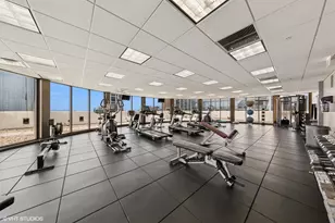 233 E 13th St, Chicago, IL 60605 - Photo 25