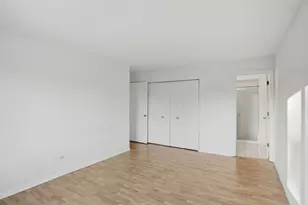 209 W Ct of Shorewood, Vernon Hills, IL 60061 - Photo 17