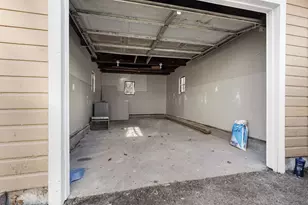 1315 Benton St, Rockford, IL 61107 - Photo 13