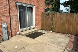 2021 Walters Ave, Northbrook, IL 60062 - Photo 11