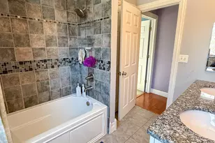 1404 Amy Ln, Libertyville, IL 60048 - Photo 33