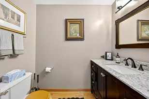 1404 Amy Ln, Libertyville, IL 60048 - Photo 19