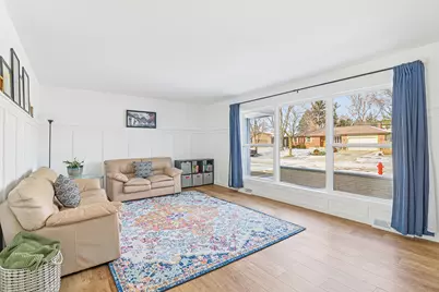110 Pooler Avenue, Dekalb, IL 60115 - Photo 7