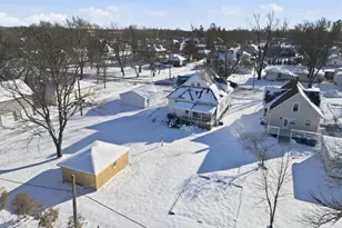 307 W Curtis St, Grant Park, IL 60940 - Photo 17